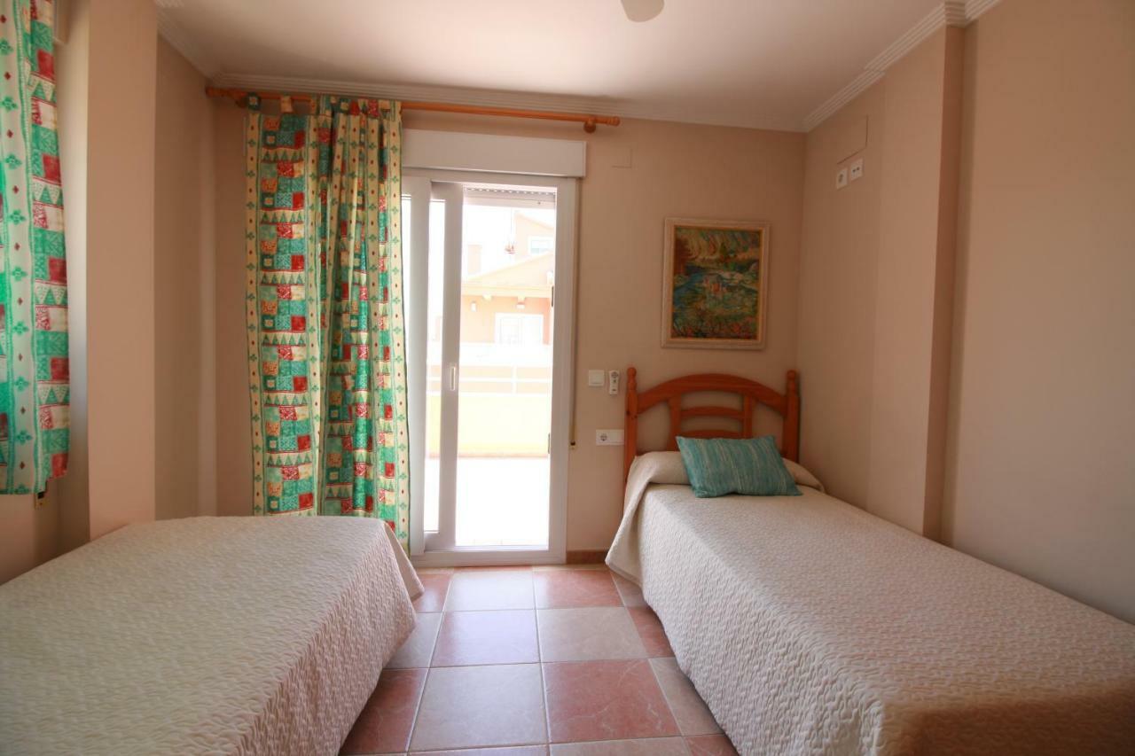 Oliva Holidays 3 Екстериор снимка